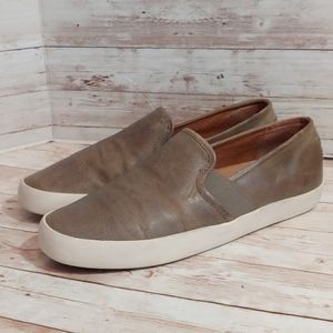 Frye Dylan slip on sneakers in ash